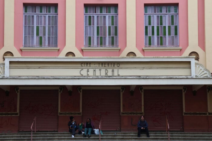 Economia criativa: menos de 23% dos trabalhadores da cultura em Juiz de Fora vivem exclusivamente da atividade artística 2 DESENVOLVIMENTO ECONOMICO FELIPE COURI