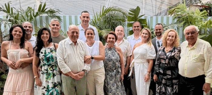 Familia reunida Omar Ferreira 030926 CR