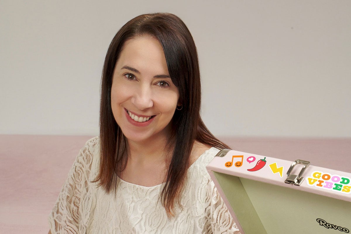 Paula Pimenta lança ‘A música da minha vida’ e expande universo de ‘Fazendo meu filme’