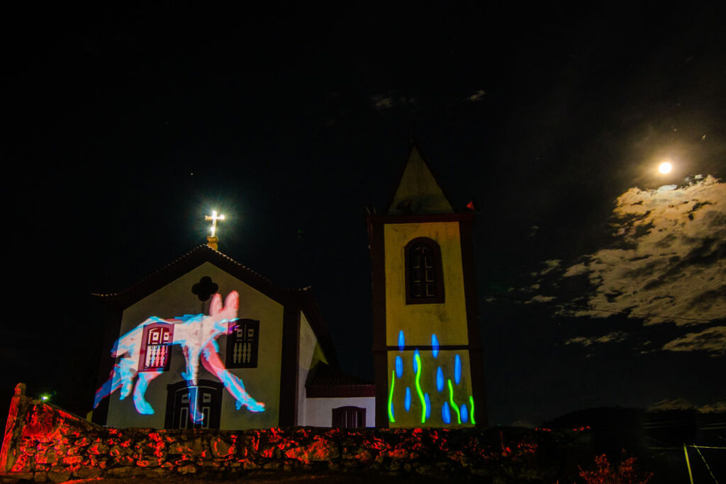 videomapping ibitipoca projeções extremas