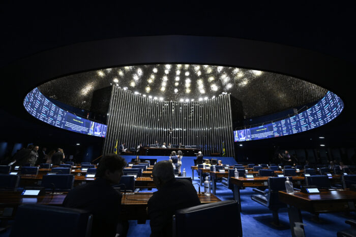 Duas vagas, 16 candidatos: conheça quem disputa o Senado por Minas Gerais nas eleições de 2026 2 Duas vagas, 16 candidatos: conheça quem disputa o Senado por Minas Gerais nas eleições de 2026