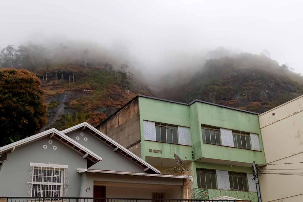 Efeito pré-frontal eleva temperaturas antes de mais chuva e frio em Juiz de Fora 1 Efeito pré-frontal eleva temperaturas antes de mais chuva e frio em Juiz de Fora