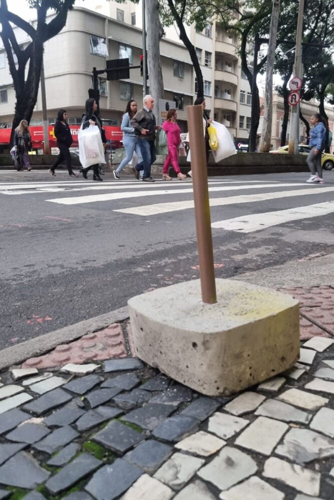 Bases de propaganda eleitoral ficam em calçadas de Juiz de Fora após retirada de windbanners 10 VU Foto Tribuna 6