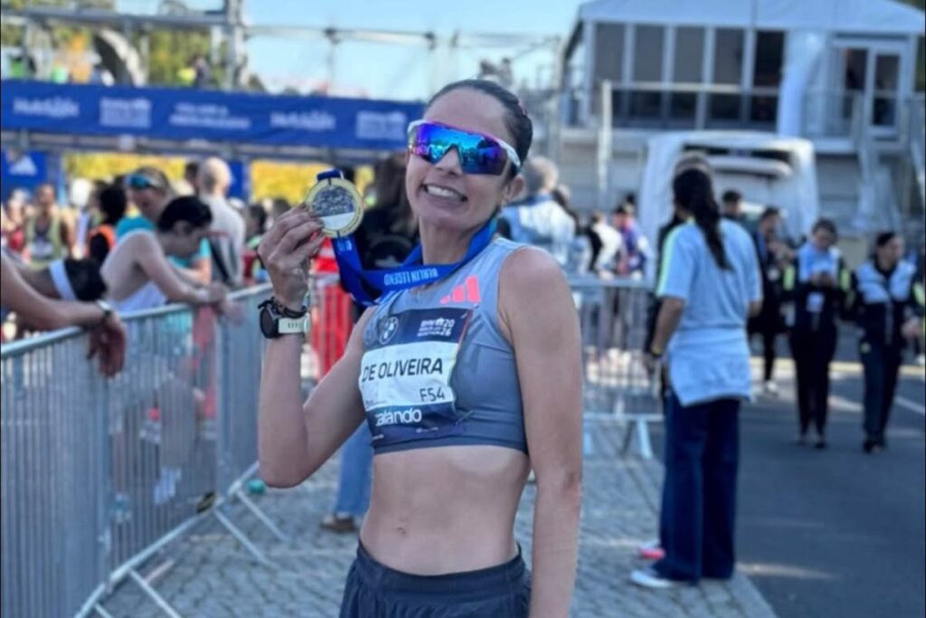 Amanda Oliveira faz recorde pessoal e é a melhor brasileira na Maratona de Berlim 2 amanda oliveira