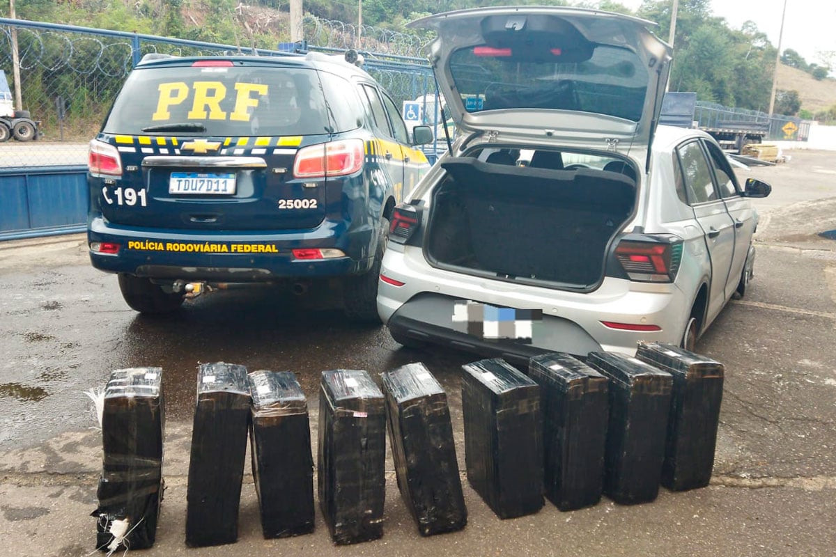 PRF apreende mais de 200 quilos de maconha após perseguição em Juiz de Fora