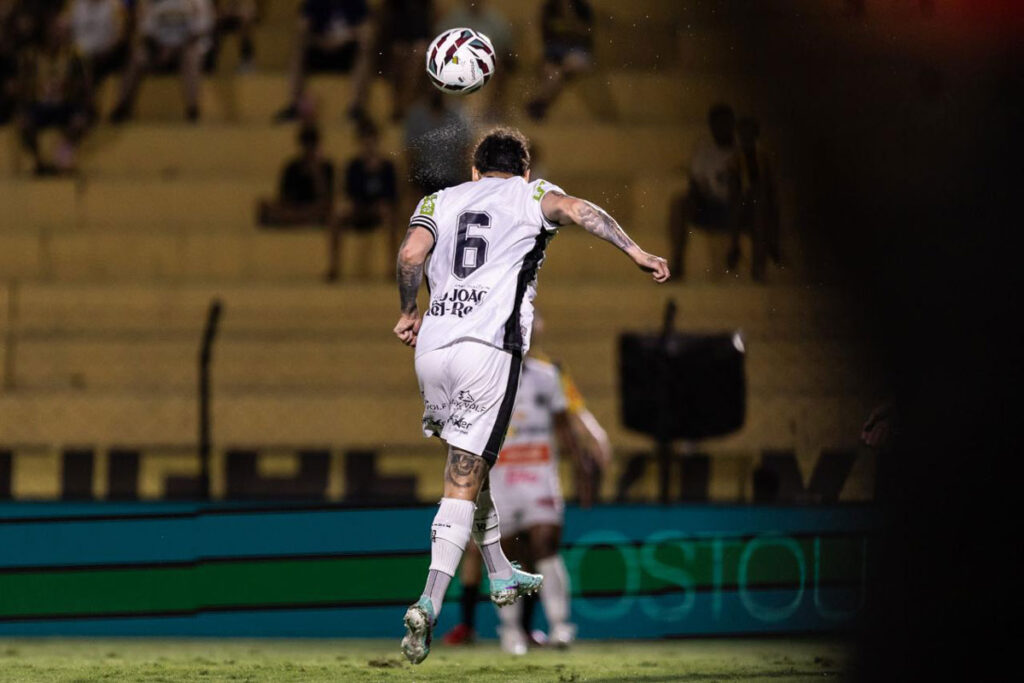 Athletic recebe o Sport em confronto pela briga no G-6 da Série B 1 Athletic recebe o Sport em confronto pela briga no G-6 da Série B