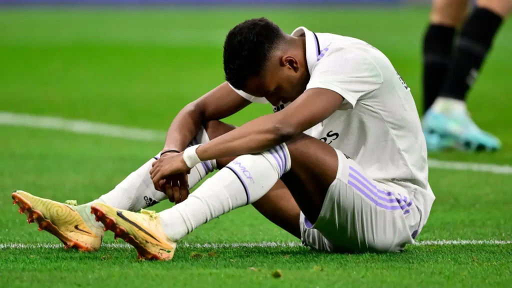 Após lesão, Rodrygo surge extremamente “bombado” e se aproxima de retorno no Real Madrid