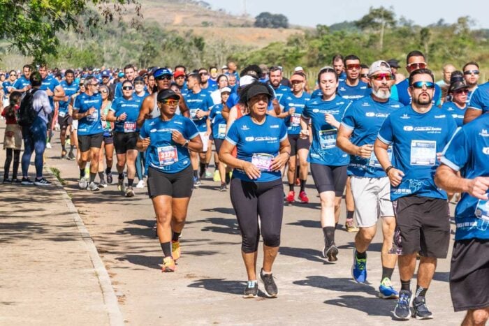 Corrida Camilo dos Santos leva mais de 4 mil atletas às ruas de Juiz de Fora