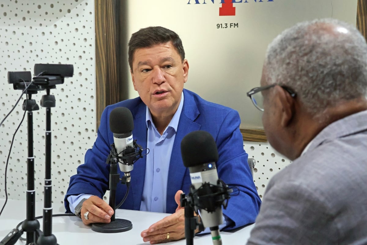 Carlos Viana pede ao STF afastamento de Paulo Gonet e cita Caso Master