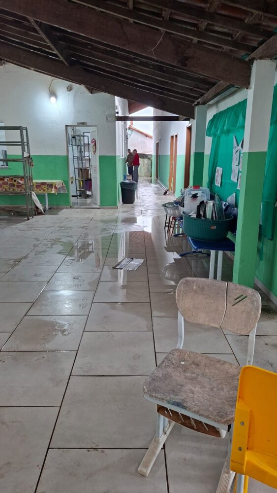 Escola Municipal de Ibitipoca suspende aulas após transtornos provocados por chuva de granizo 2 chuva ibitipoca