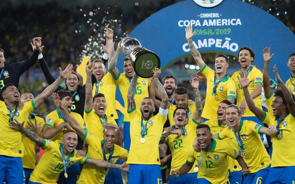 Botafogo encaminha a contratação de campeão da Copa América; contrato será de 3 anos