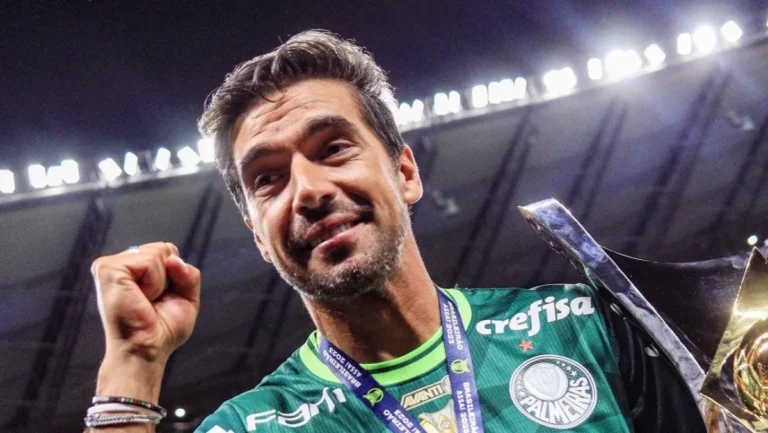 Depois de quase seis anos no Palmeiras, Abel Ferreira volta ao radar de time onde ele tem história na Europa