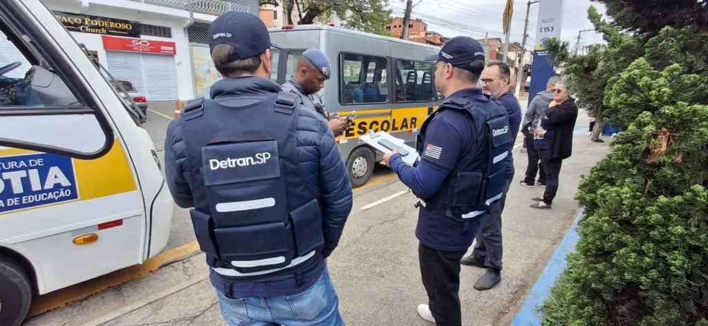 Depois de sete anos sem concurso, órgão de trânsito abre 145 vagas com salário de R$ 5,7 mil; inscrições acabam em 7 de outubro