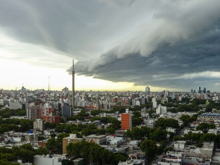 Fenômeno histórico que assusta cientistas pode atingir o mundo inteiro e fazer os preços dos alimentos aumentarem no Brasil em 2027