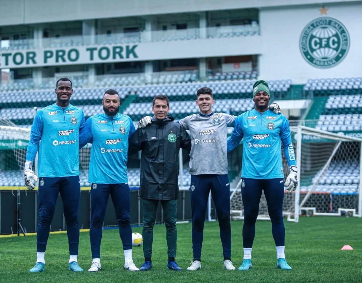 Preparadores de goleiros da região trabalharam com Pedro Morisco e Otávio, convocados por Ancelotti para a Seleção Brasileira 1 fernando e morisco arquivo pessoal