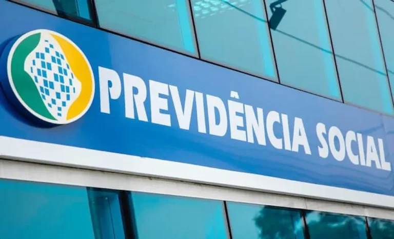 Esperou 30 dias por resposta do INSS? Nova regra pode colocar pedido em fila de prioridade