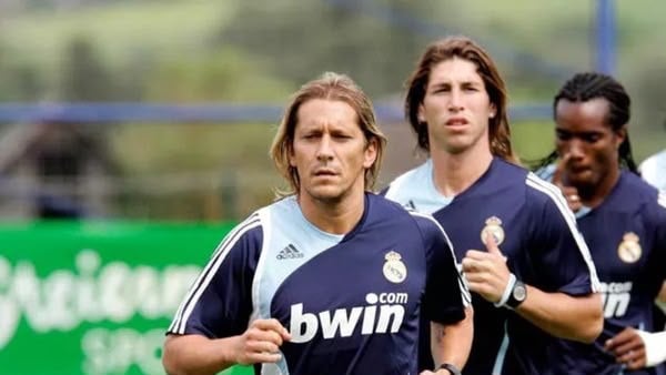 Time mineiro anuncia ex-Real Madrid como técnico para a Série D 2 michel salgado foto divulgacao real madrid