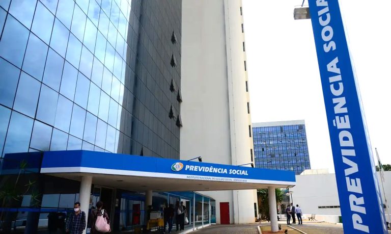 Nova lei proíbe que aposentados do INSS sejam prejudicados e idosos passam a receber mais