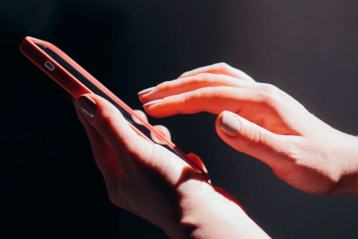 Operadora de telefonia é multada após cobrar até R$ 50 por serviços não solicitados por clientes em Minas