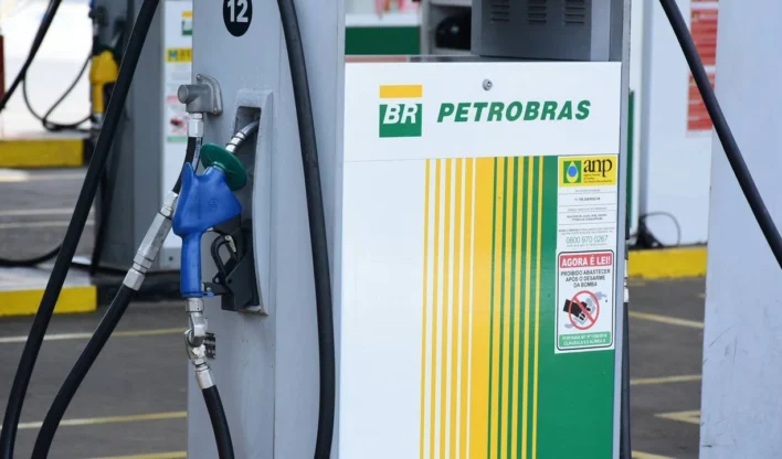 Petrobras aumenta gasolina em R$0,63 por litro e novo preço entra em vigor nesta quinta-feira (10/09)