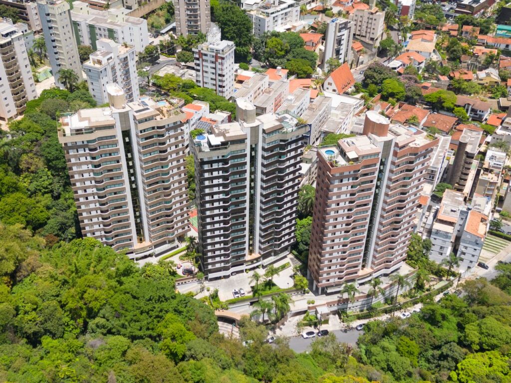 Síndicos e moradores de condomínios precisam conhecer as novas regras de segurança que podem gerar multas de até R$ 30 mil