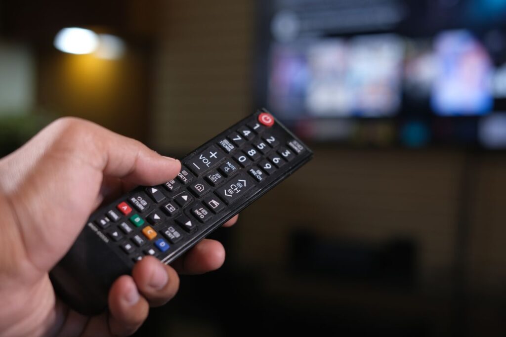 Mais de 500 atores, criadores e profissionais da TV escolhem as 100 melhores séries do século 21 que todos deveriam assistir