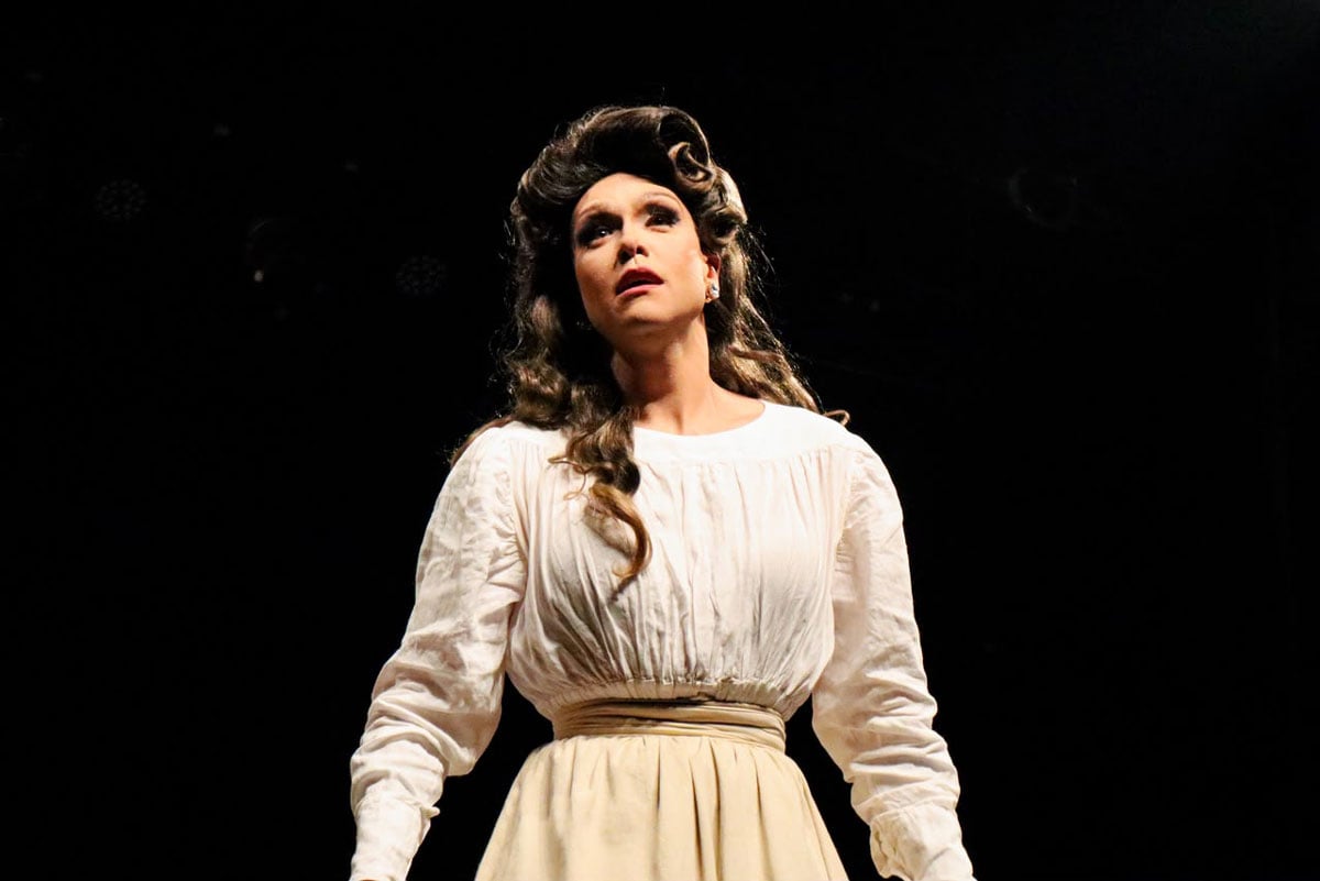 Rita Von Hunty volta aos palcos em espetáculo de improvisação em Juiz de Fora
