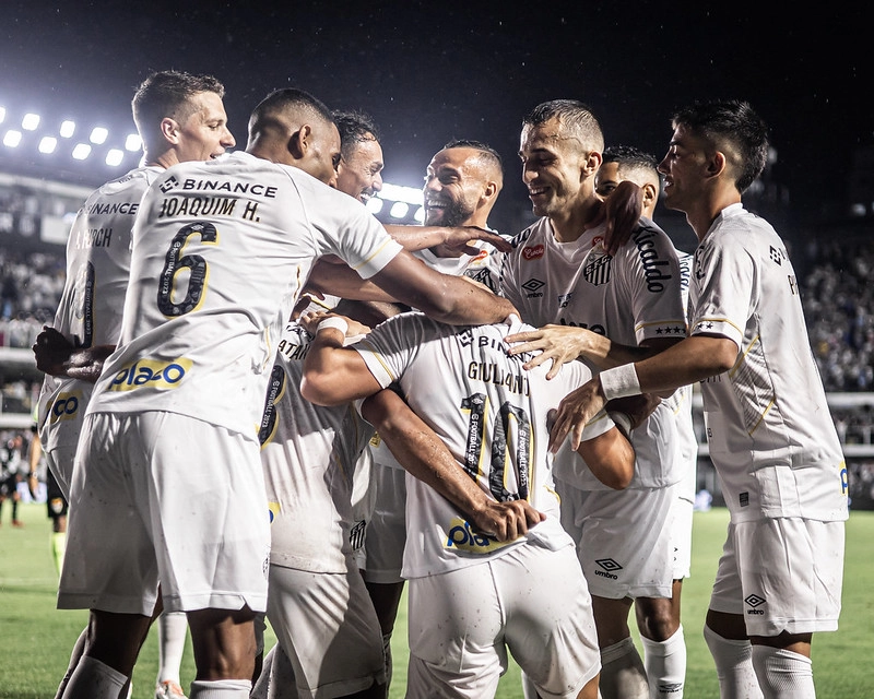 100% confirmado: Santos vai pagar R$ 18 milhões por zagueiro do Campeonato Mexicano
