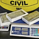 Mulher é presa em flagrante após apreensão de 3 kg de cocaína 6 Mulher