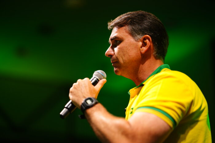 Bolsonarismo mantém força após derrota de Flávio, mas enfrenta disputa por espaço na direita 3 55542246223 07d1d12bd4 o72