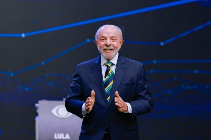 Campanha de Lula negocia checagem em tempo real no debate da Globo