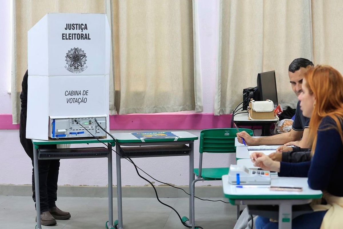 Denúncias de assédio eleitoral quase dobram entre os dois turnos em Minas Gerais