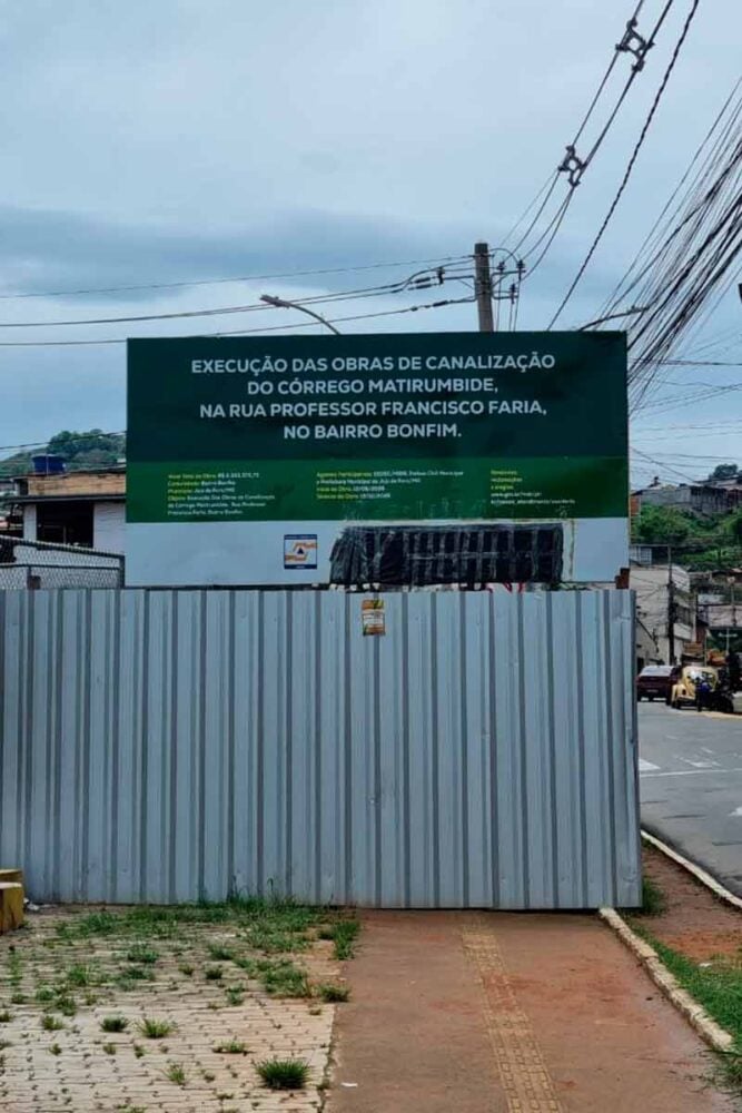 Após dez meses, trânsito é liberado em rua atingida por cratera no Bonfim 13 Bonfim Leonardo Costa