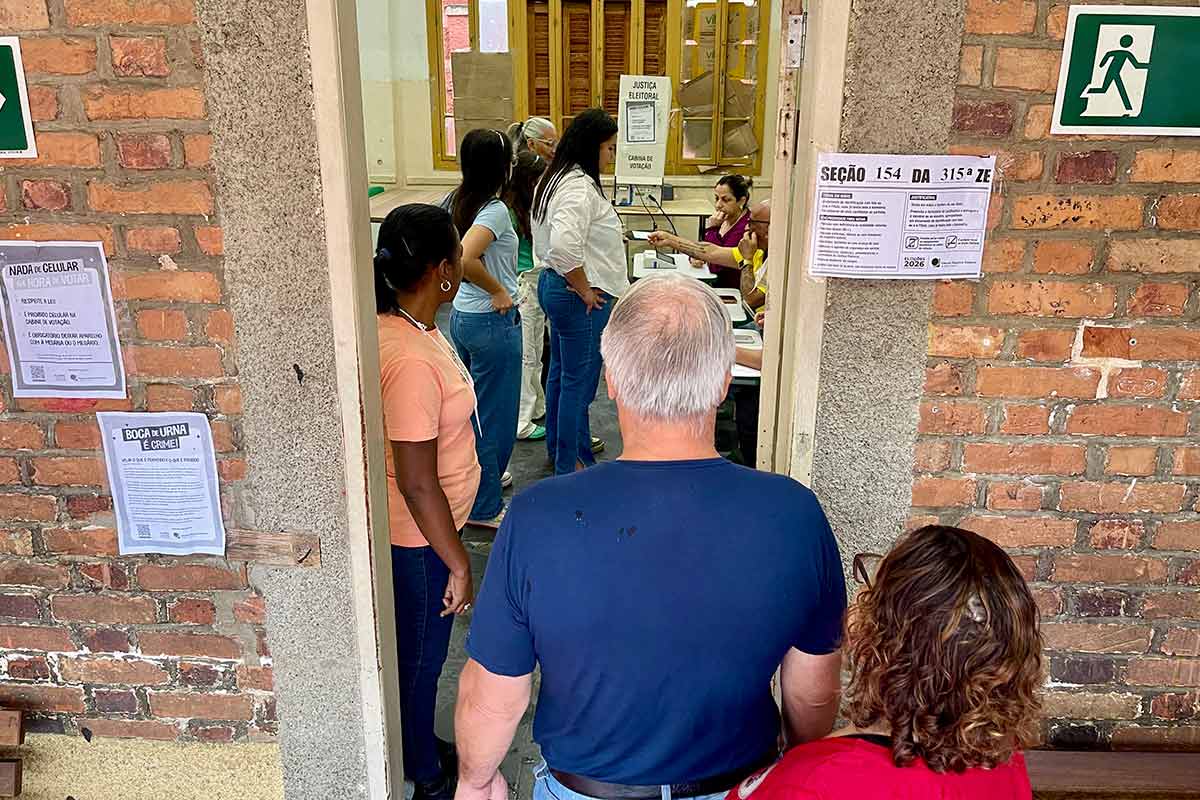 Justiça Eleitoral registra manhã sem intercorrências e apenas uma urna substituída em Juiz de Fora