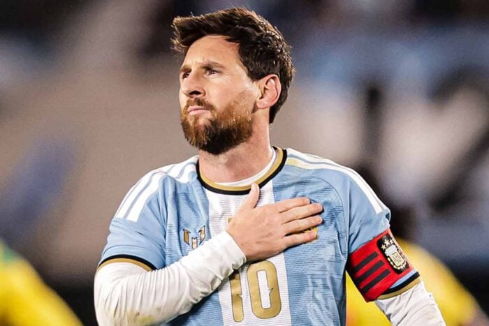 Messi se aposenta da seleção argentina após 21 anos