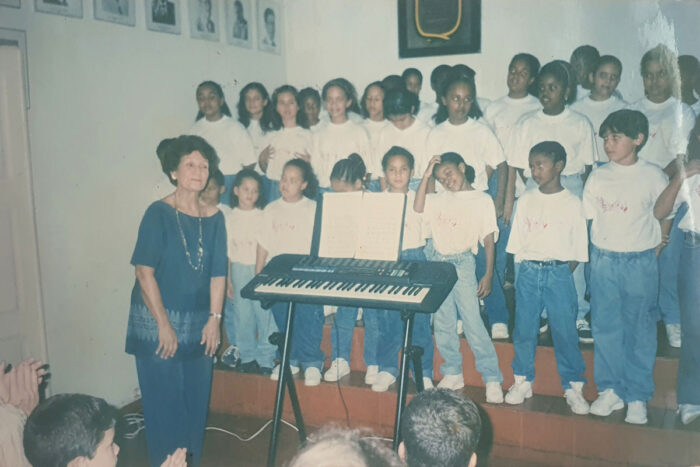 dona nilsa coral volgran 60 anos