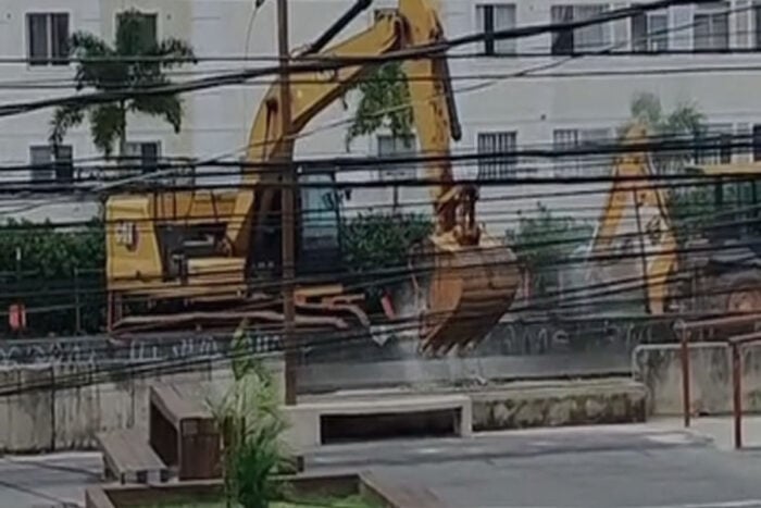 Responsável é obrigado a reconstruir mureta após retirada irregular na Via São Pedro