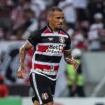 Jogador de Juiz de Fora conquista acesso à Série B pelo Santa Cruz