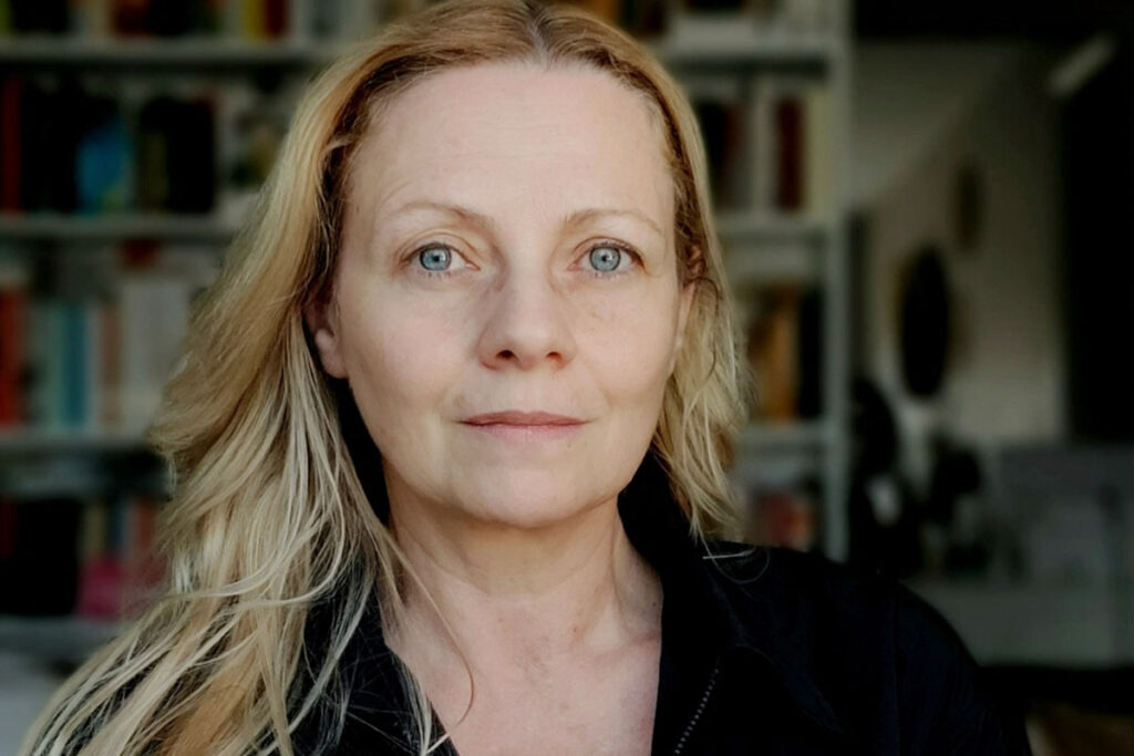 Novo romance de Nara Vidal explora desejos reprimidos de uma mulher do interior de Minas