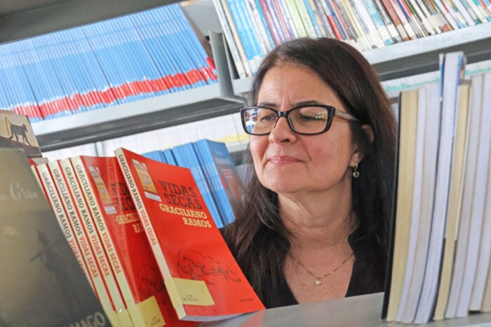 'Escolhi ser professora': há mais de 20 anos na profissão, educadora de Juiz de Fora mantém otimismo sobre a educação pública brasileira 1 dia do professor leonardo costa