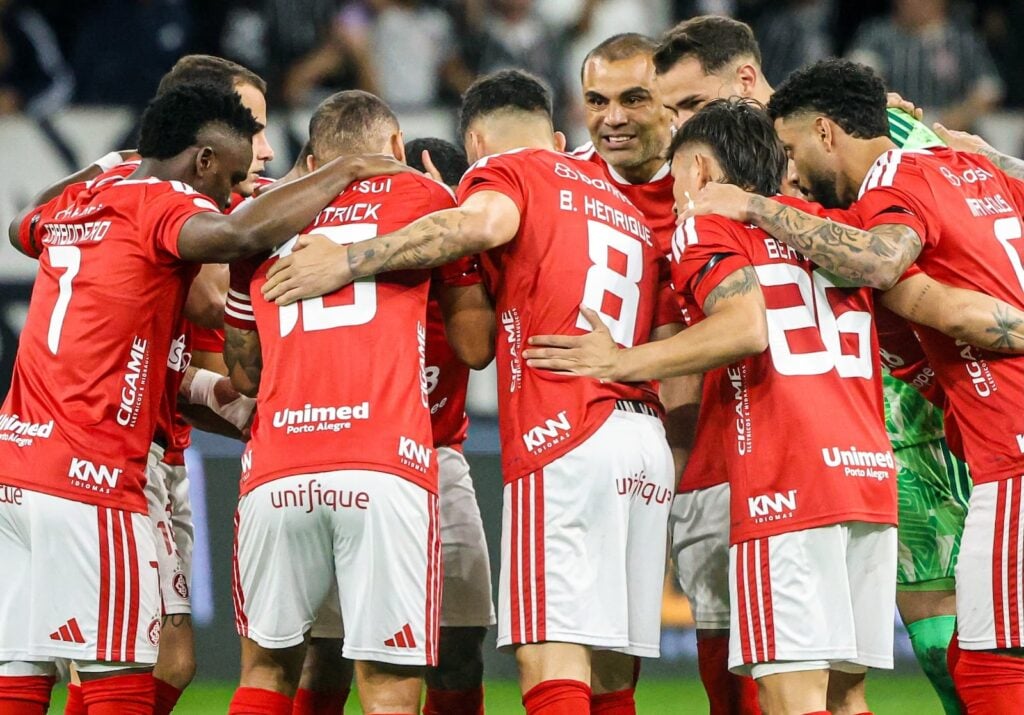 Enquanto o Grêmio acumula R$ 811 milhões em dívidas, Internacional ultrapassa a marca de R$ 1 bilhão