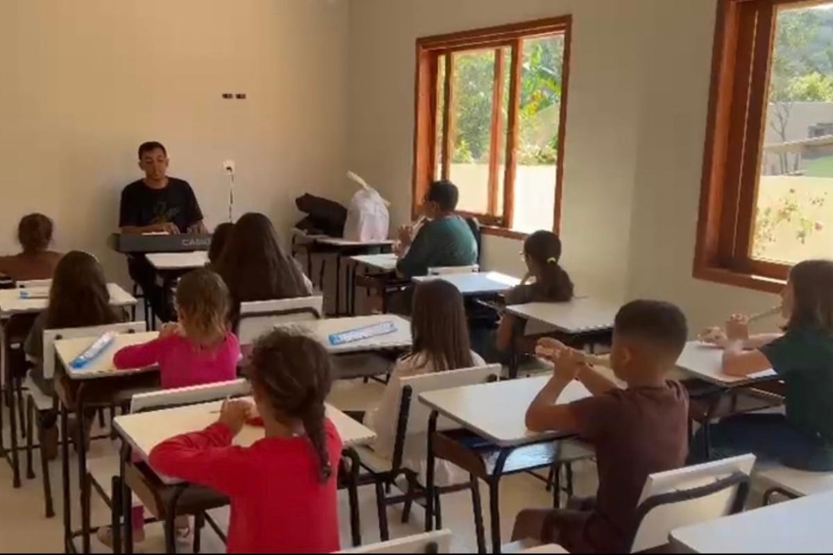 Escola de música gratuita para crianças e jovens será inaugurada na Zona Norte de JF