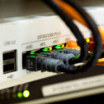 Casal de empresários é denunciado por suspeita de fraude em licitação de internet em Lima Duarte 7 fibra otica pexels