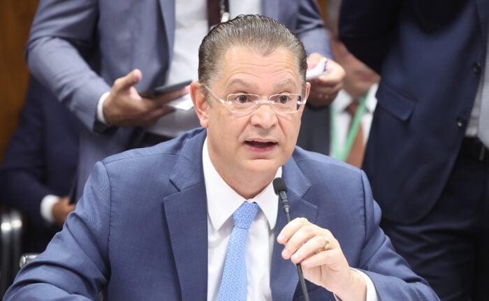Após apoiar fim da escala 6x1, PL prepara proposta de pagamento por hora para 2027 1 Após apoiar fim da escala 6x1, PL prepara proposta de pagamento por hora para 2027