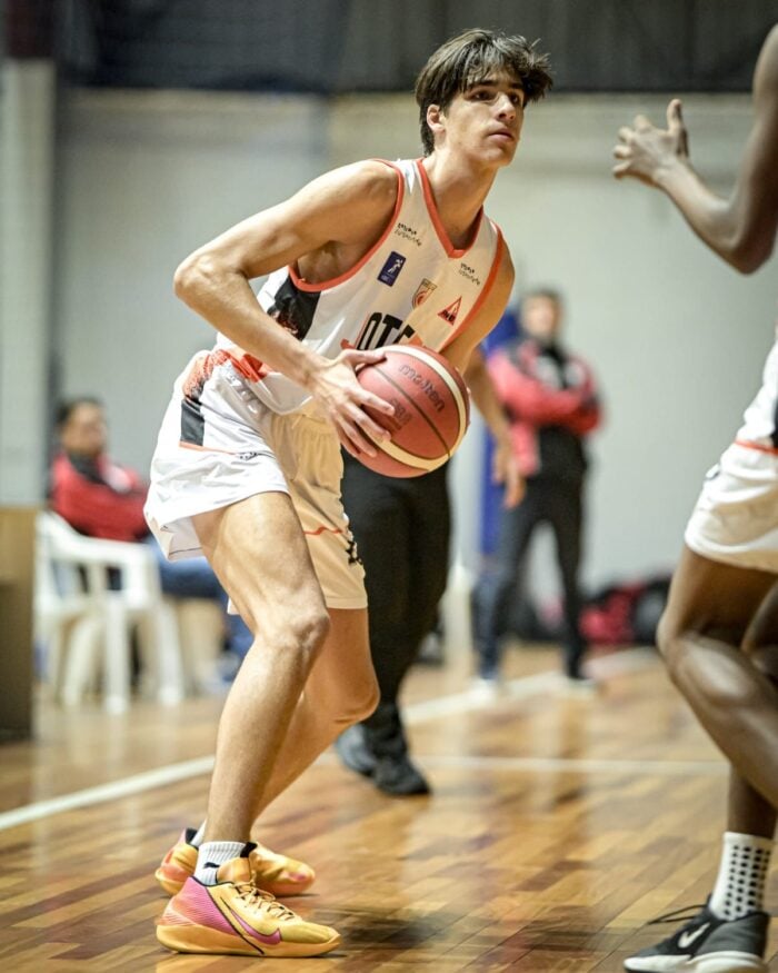 Jotaefe Basquete tem atleta convocada e jogador na seletiva da Seleção Mineira 7 jotaefe basquete foto divulgacao