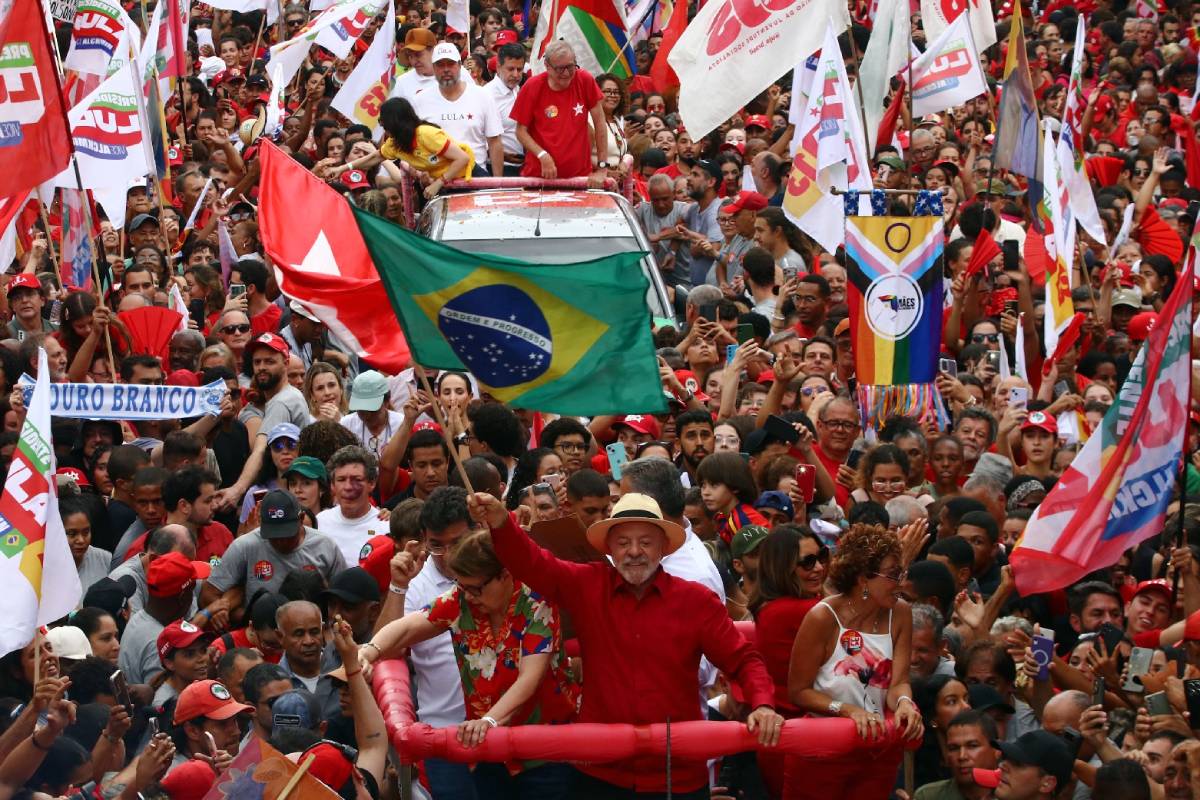 Lula é eleito presidente pela quarta vez no Brasil, em virada inédita