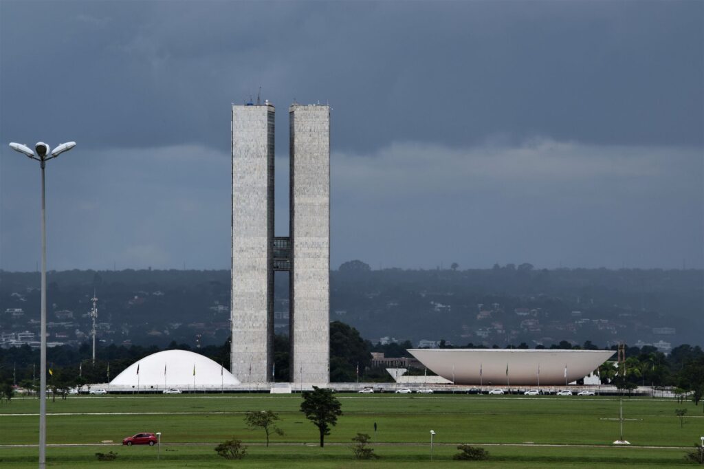 Mudanças do governo começarão a valer em janeiro de 2027 e podem afetar a vida dos brasileiros