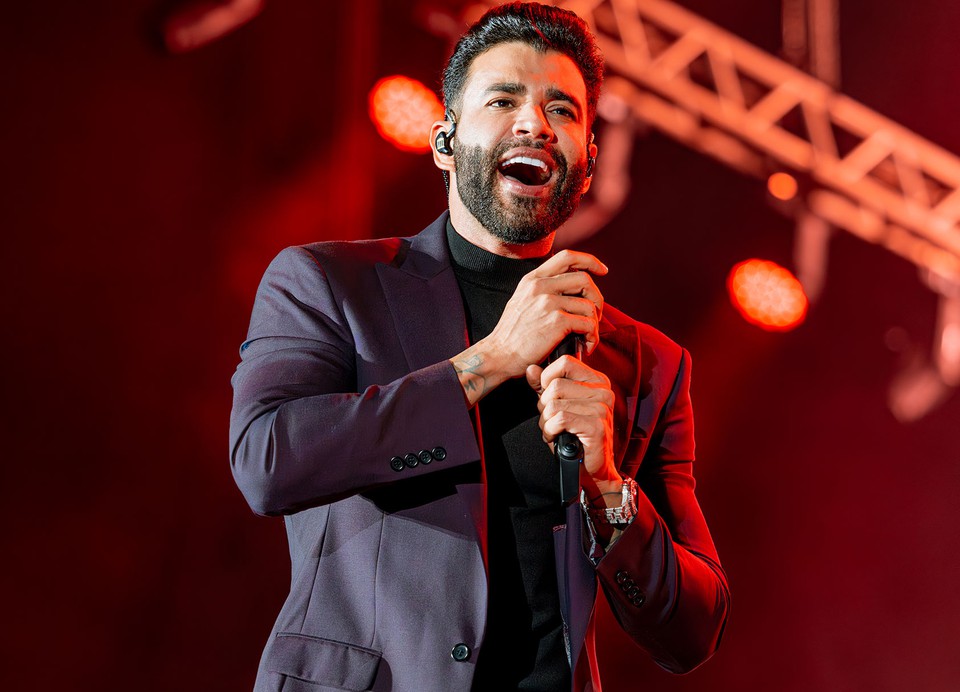 Mulher foi retirada de um show diante de milhares de pessoas após uma discussão com o cantor, afirmou que sofreu ataques depois que o vídeo viralizou e agora terá direito a receber R$ 5 mil de indenização 1 mulher foi retirada de um show diante de milhares de pe 1