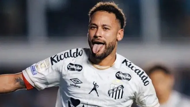 Nem Flamengo e nem Palmeiras: jogador com o maior salário do Brasileirão está jogando em outro time 1 nem flamengo e nem palmeiras jogador com o maior salari