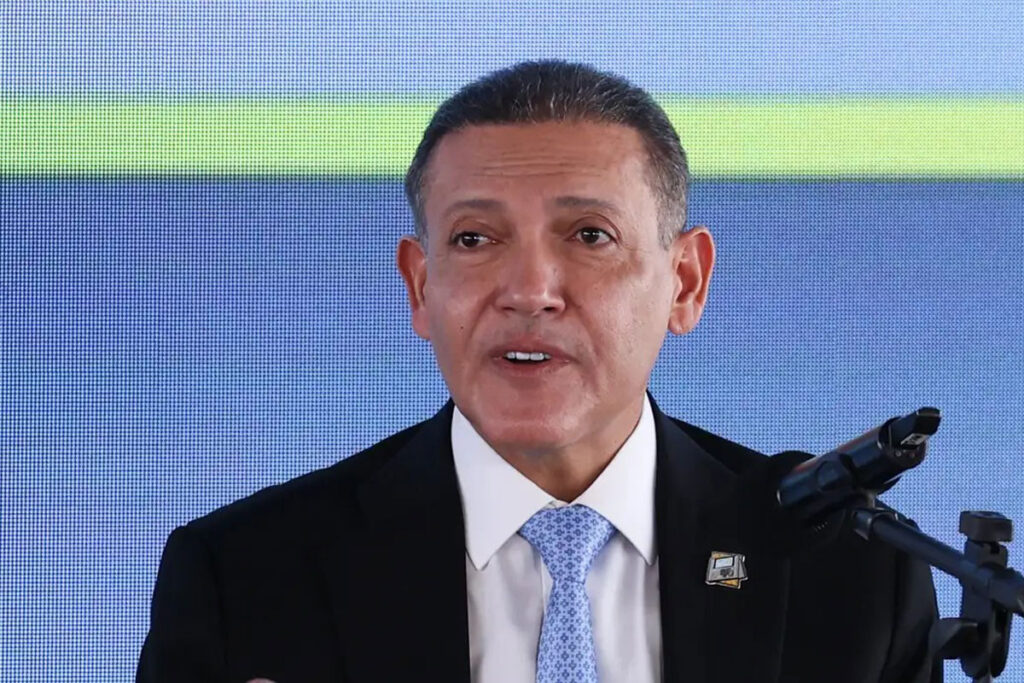 TSE avalia estender horário de votação em cidades com redução da frota de ônibus 1 TSE avalia estender horário de votação em cidades com redução da frota de ônibus